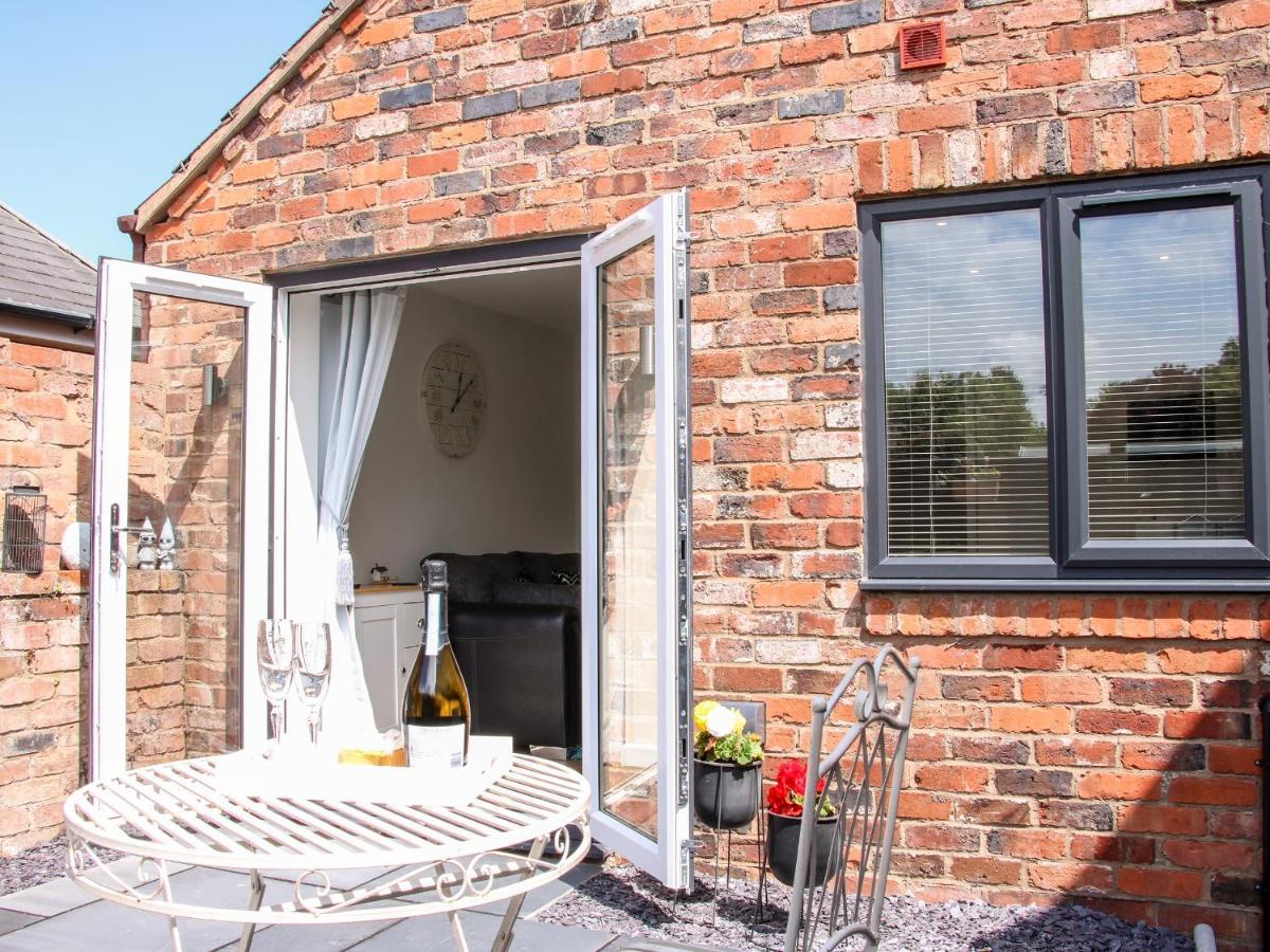 Oakleigh Villa Llanymynech Exterior photo